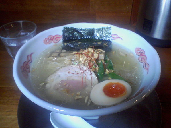 「鶏そば」@麺・DINING 毘沙門天の写真