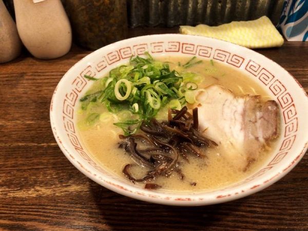 「長浜ラーメン」@本場博多 長浜ラーメン まるむら 東陽町店の写真