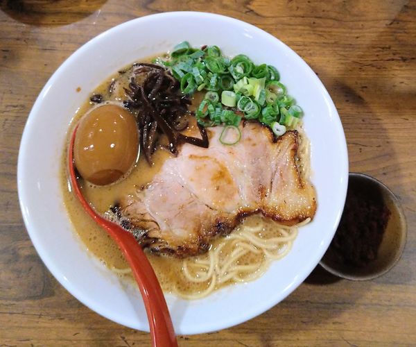 「こってり＋煮玉子＋辛味＋替玉」@麺ゃ花ょの写真