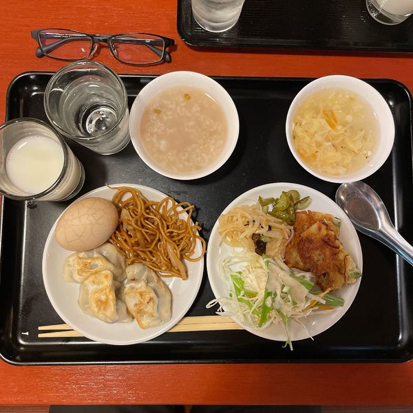 「餃子（朝食バイキング）」@香福味坊の写真