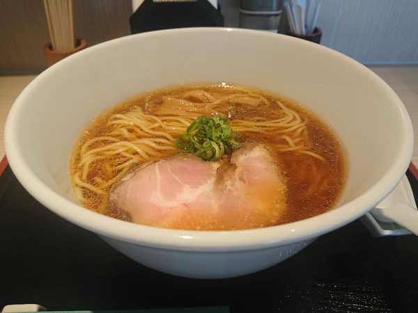 「地鶏醤油中華そば」@中華そば なかはらの写真