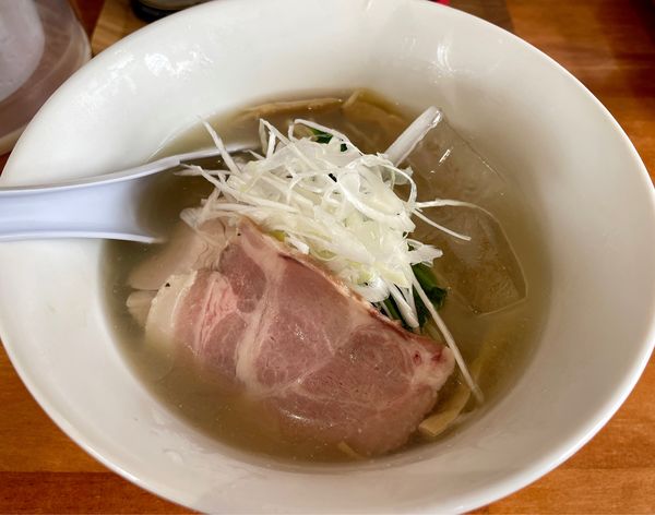 「冷製貝出汁中華そば(塩)」@中華そば 芳の写真