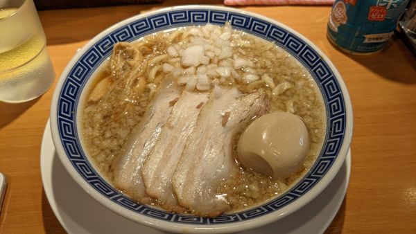 「背脂中華そば　味玉」@新潟発祥ラーメン なおじ 上井草店の写真