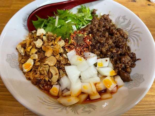 「汁なし坦々まぜそば」@まぜそば専門店 ひよこの写真