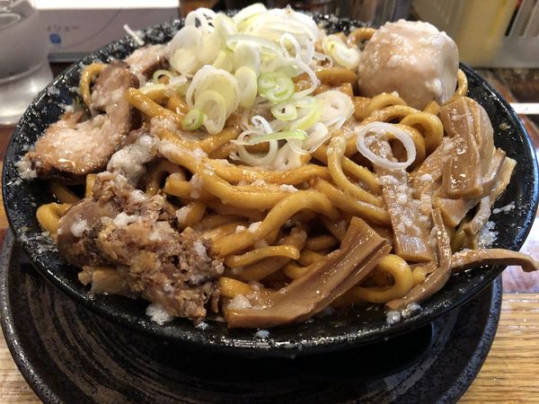 「爆盛油脂麺」@らーめん 平太周 味庵の写真