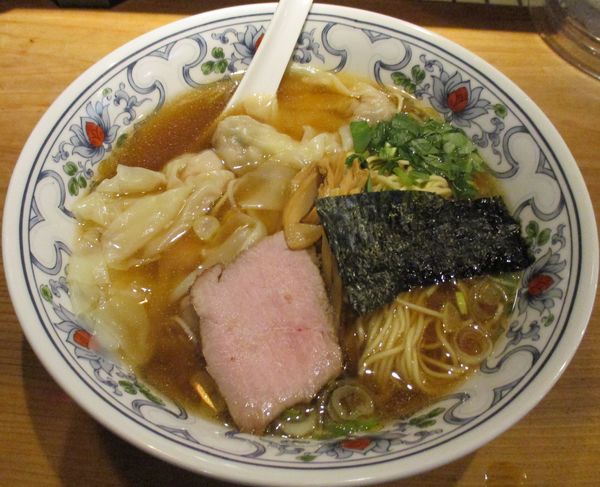 「ワンタンメン　1100円」@らーめん・わんたん ゆう輝屋の写真