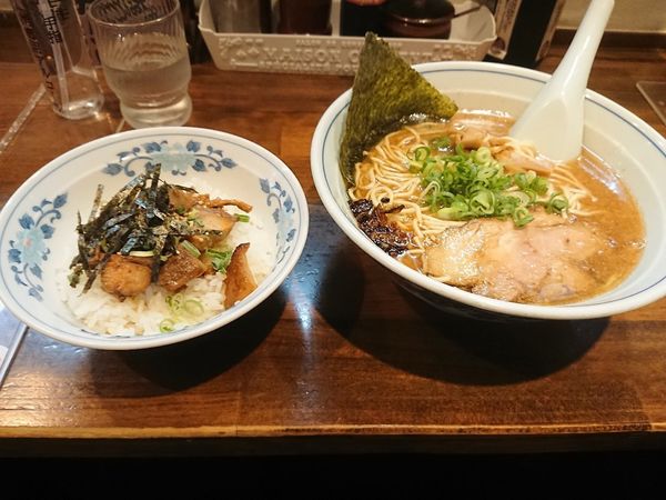 「ラーメン」@中華そば むらさき山の写真