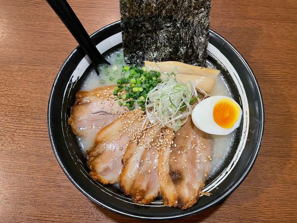 「こくとろ塩チャーシューメン」@麺や 鶏恵 ときわ店の写真