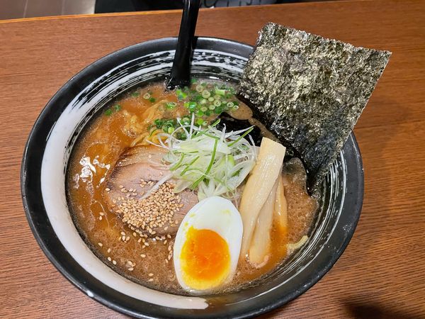 「特製醤油ラーメン」@麺や 鶏恵 ときわ店の写真