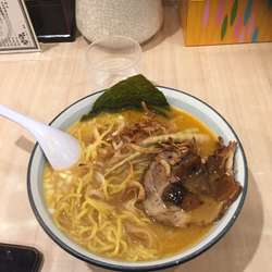 玉葱味噌らーめん￥850