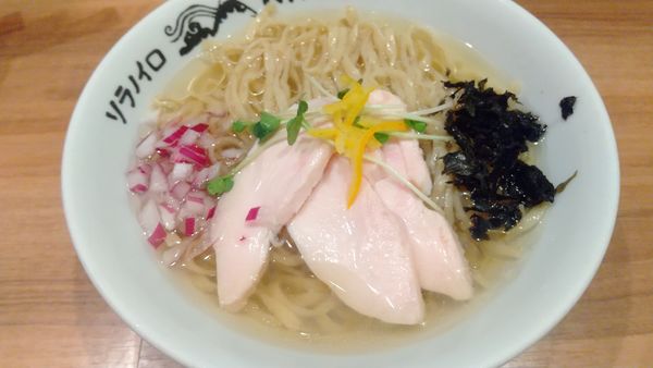 「【夏季限定】冷たい煮干しのゆず塩ラーメン（￥950）」@ソラノイロ NIPPONの写真