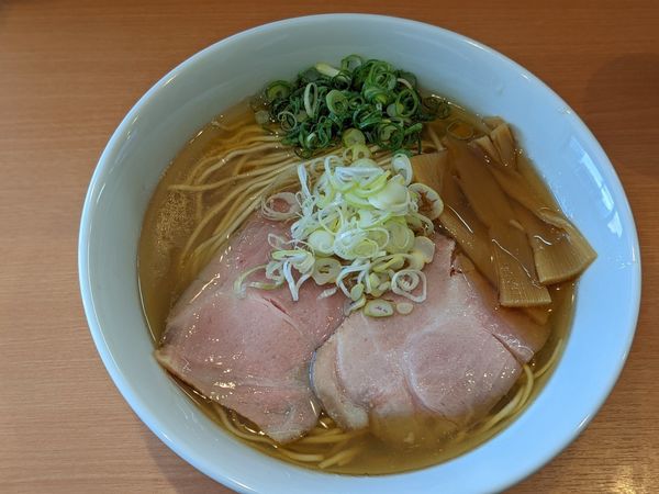 「しおらーめん」@らーめん 結の写真