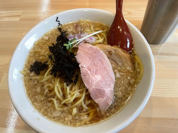 「背脂煮干しそば」@背脂中華そば くろ澤 越谷店の写真