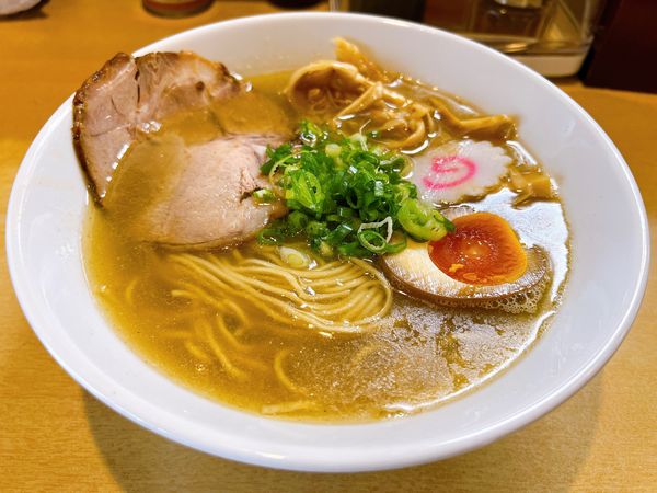 「塩ラーメン」@三代目しゅうの写真