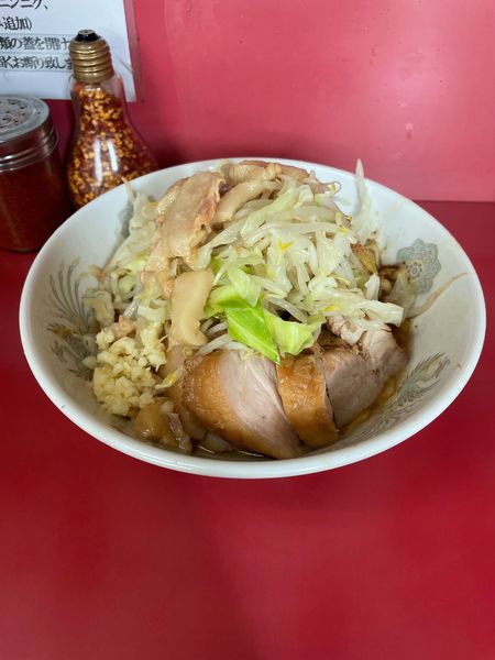 「汁なし　豚増し野菜大蒜脂魚粉」@ラーメン二郎 環七一之江店の写真