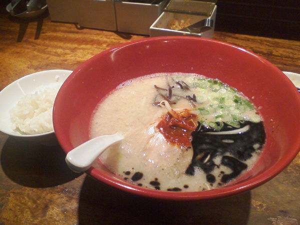 「赤丸新味890円」@博多一風堂 駒沢公園店の写真