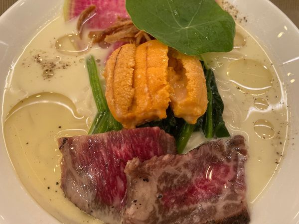 「[限定]白トリュフ薩摩黒牛ザブトン生雲丹トウモロコシらぁ麺」@MENSHOの写真