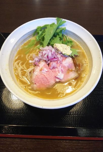 「限定 鶏そば＋和え玉（白） ￥1,000」@境逸品 鶏そば 山田屋の写真