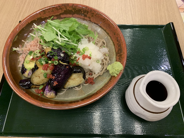 「揚げ茄子梅おろしそば(880円)」@お食事処 天風の写真
