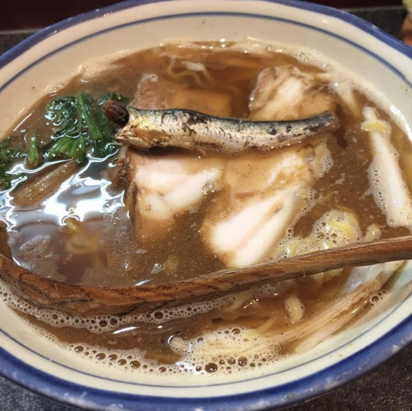 「かけらーめん」@烈志笑魚油 麺香房 三くの写真