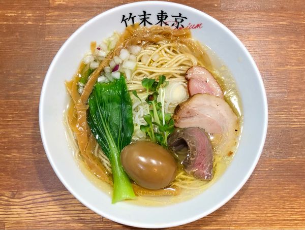 「★味玉塩そば🍜¥1,000」@竹末東京プレミアムの写真