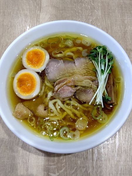 「親鶏中華そば　860円」@手打 親鶏中華そば 綾川の写真