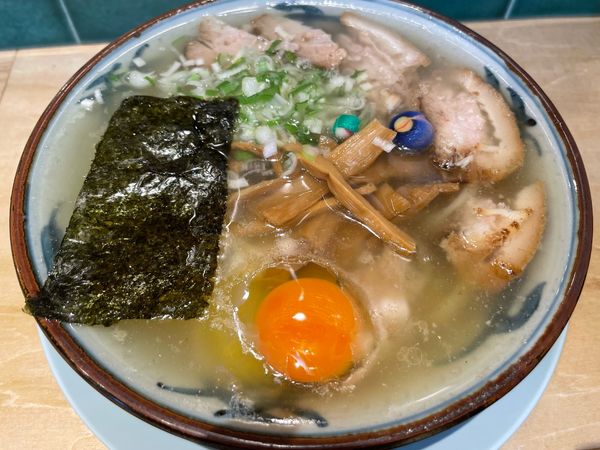 「中華そば(¥890)生卵(¥100)」@はるちゃんラーメンの写真