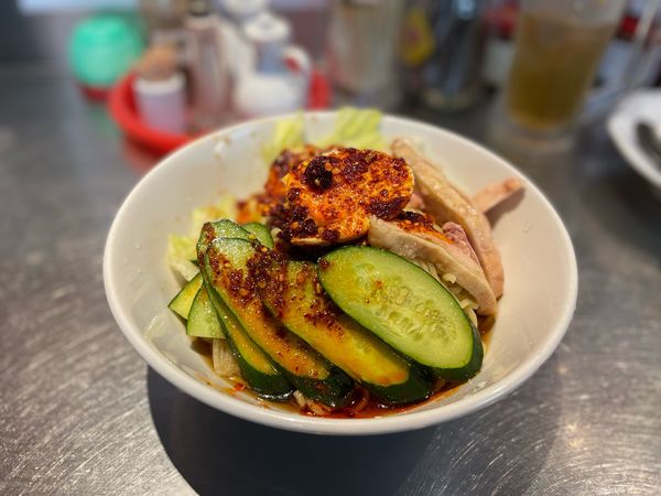 「四川風冷やし中華¥825、半炒飯セット¥110」@四季煲坊の写真