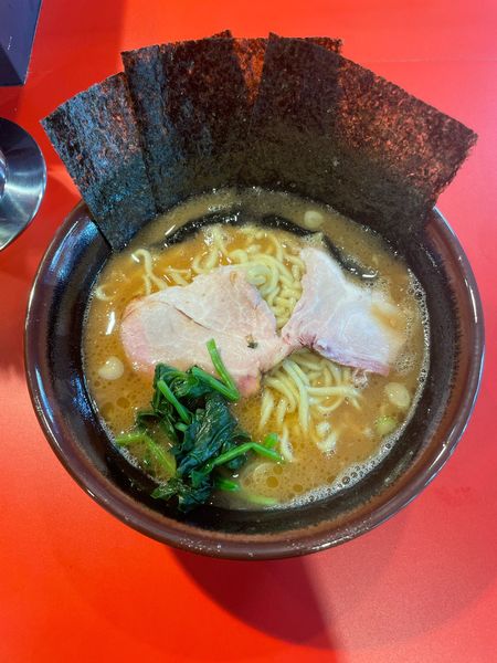 「ラーメン並(780円)」@横浜ラーメン 斎藤家の写真