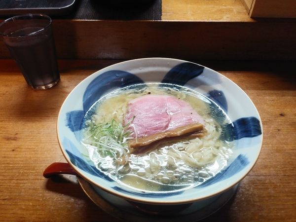 「塩らぁ麺」@さんくるげの写真