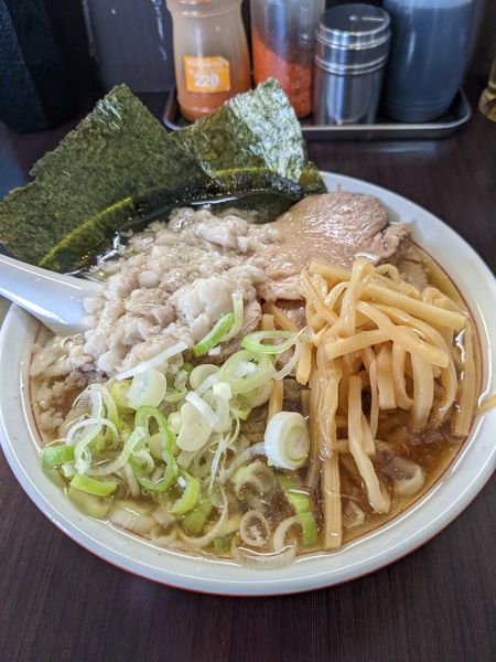 「ラーメン（身入り）」@手打ち中華そば 酒田の写真
