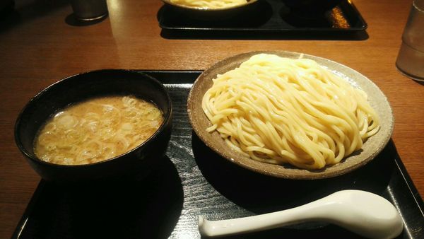 「豚骨魚介つけめん920円」@三ツ矢堂製麺 川越店の写真