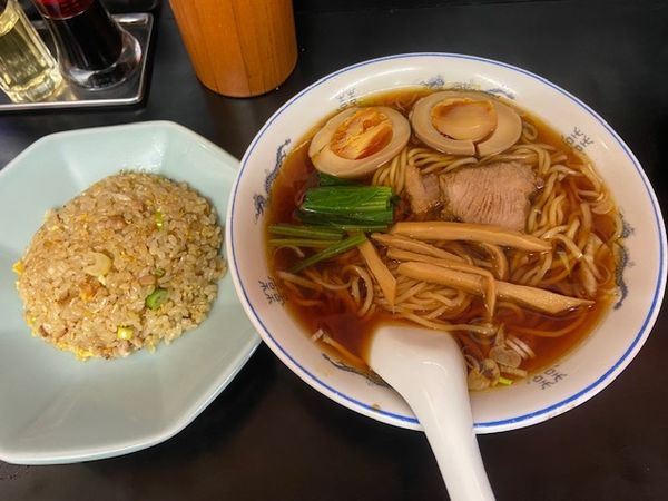 「半チャンラーメン＋味付け玉子」@中華そば 成光の写真