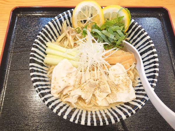 「限定らぁめん冷和麺（鯛の塩味）（９５０円）」@らぁめん勝ちどきの写真