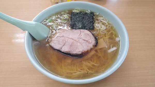 「ラーメン¥850+餃子5個¥450-」@平塚ラーメン 二代目の写真