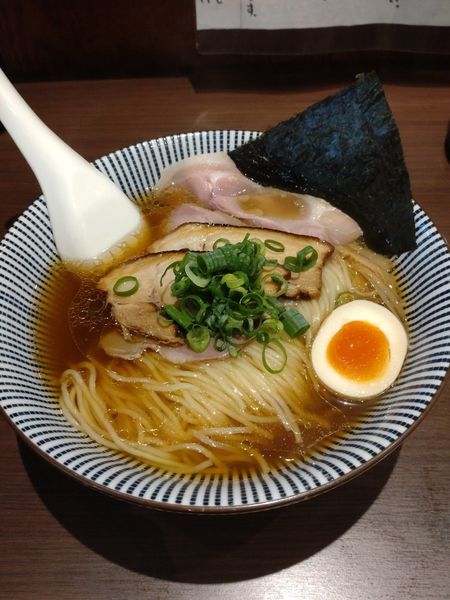 「特製中華そば醤油」@寿製麺よしかわ 坂戸店の写真