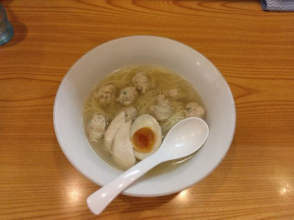 「鶏つみれそば塩」@支那そば 一本気の写真