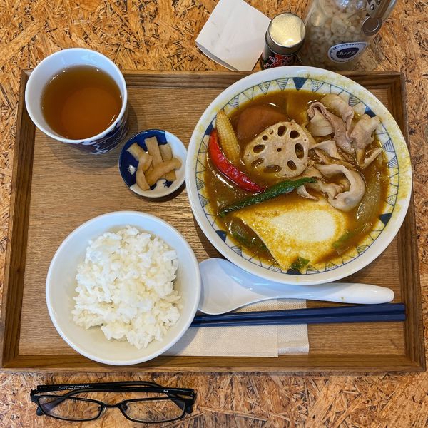 「焙煎カレー味噌豚汁定食」@ごちとん 渋谷新南口店の写真