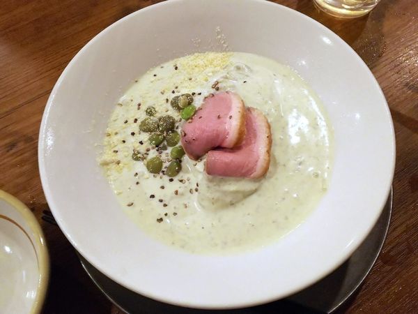 「伊弥彦茶豆の冷やしそば　800円」@立ち呑み居酒屋 金町製麺の写真