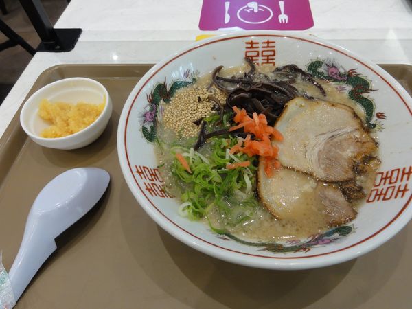 「ラーメン700円カタメ」@博多だるま JAPAN 越谷レイクタウンカゼ店の写真