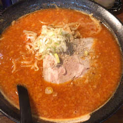 こってり激辛ラーメン　￥900