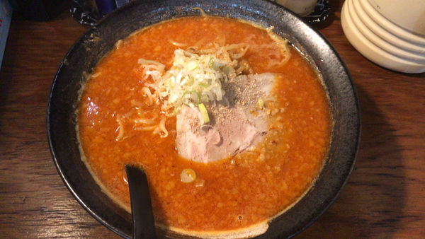 「こってり激辛ラーメン　￥900」@北海道ラーメン めんぽぽの写真