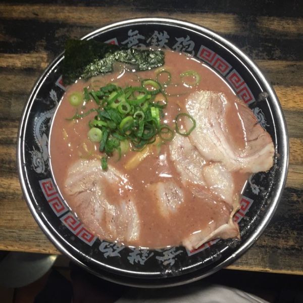 「とんこつラーメン」@無鉄砲 東京中野店の写真
