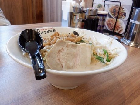 「濃厚豚骨タンメン」@関東タンメン専門 イタダキ亭 多摩境店の写真