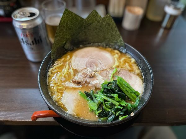 「とんこつラーメン¥750、中盛り¥100、チャーシュー2枚¥20」@らーめん 青木商店の写真