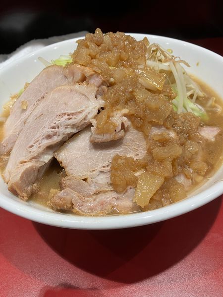 「ラーメン小　豚マシ」@立川マシマシ 国分寺店の写真