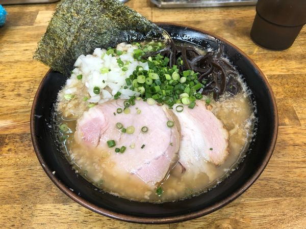 「背脂煮干ラーメン」@中華蕎麦 丸め 東久留米店の写真
