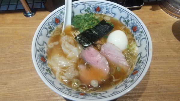 「得ラーメン1200円」@らーめん・わんたん ゆう輝屋の写真