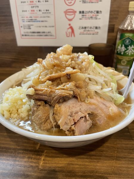 「ラーメン300g（にんにく）＋つけたま¥1,200」@男気らーめん アカギの写真
