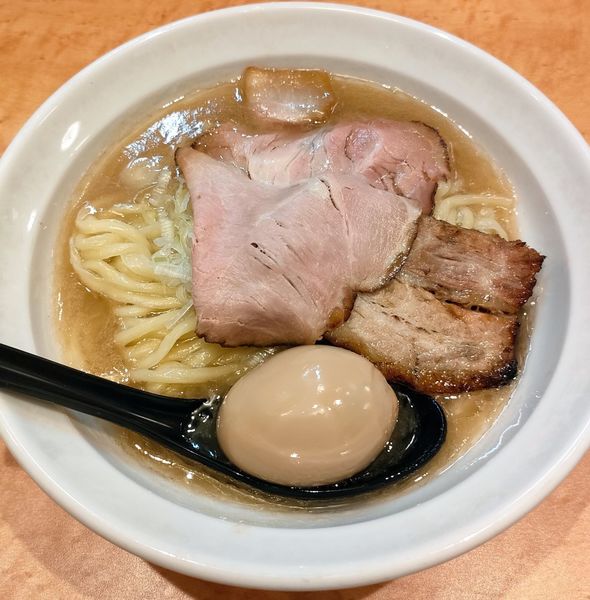 「味玉ド豚骨」@ド豚骨 貫の写真